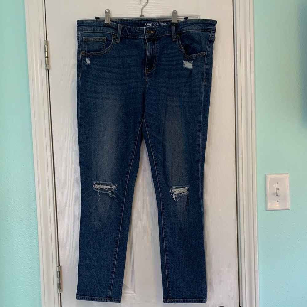 GAP Girlfriend Medium Wash Jeans Light Distressed Look Size 12 Regular